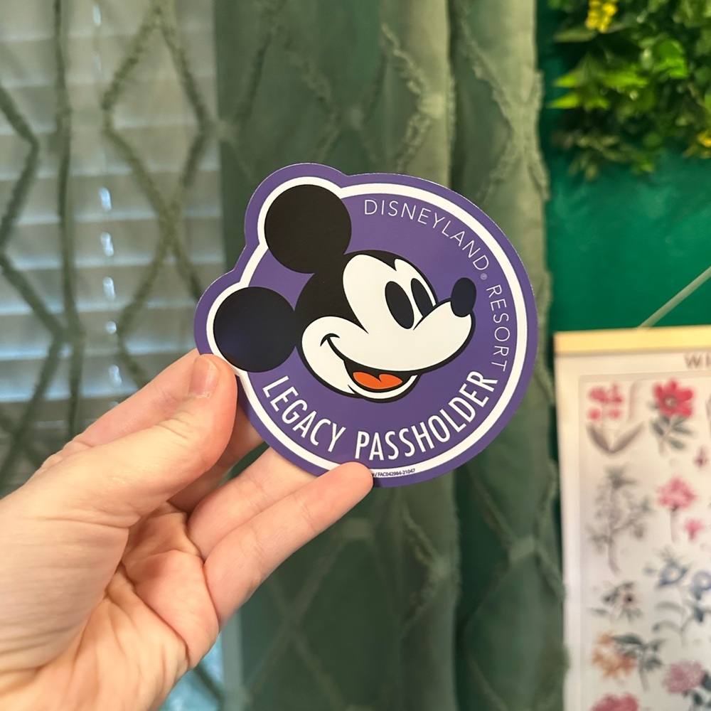 Disneyland Legacy Passholder Magnet